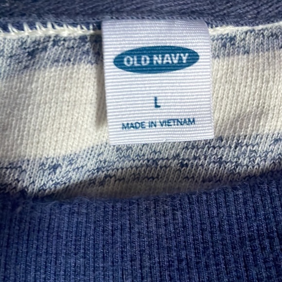 Old navy striped sweater - Picture 3 of 3